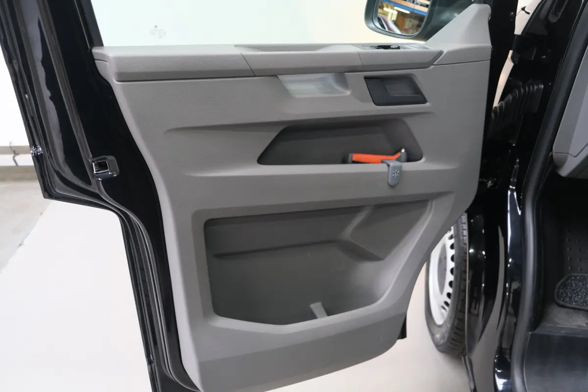 2.0 TDI L2H1 30 Automaat - N.A.P. Airco, Cruise, Navi, PDC, Carplay, Trekhaak.