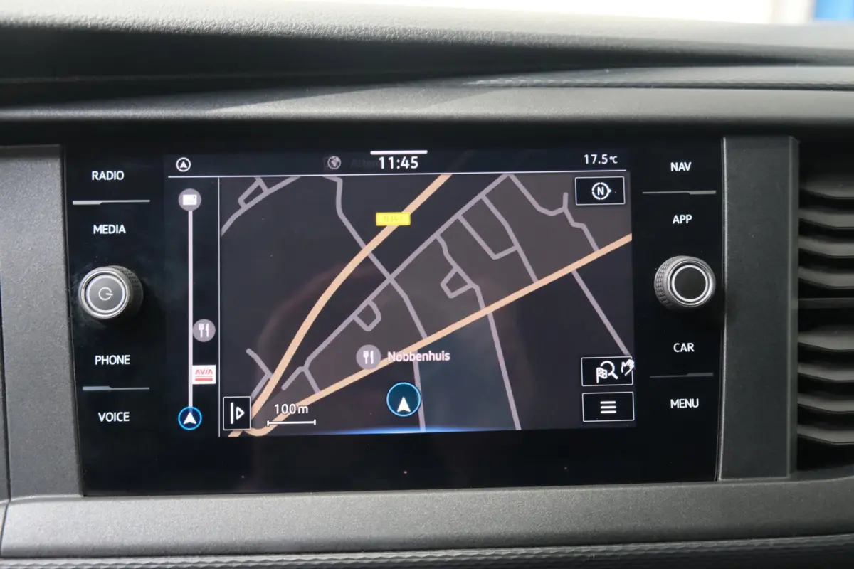 2.0 TDI L2H1 30 Automaat - N.A.P. Airco, Cruise, Navi, PDC, Carplay, Trekhaak.