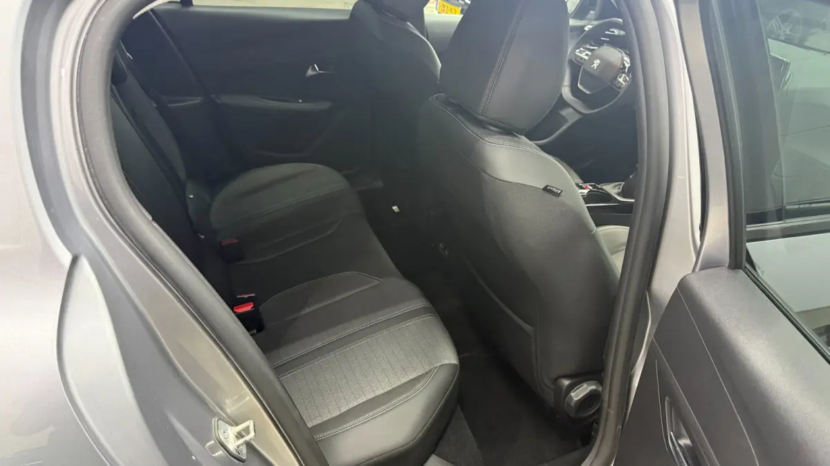 1.2 Allure, Carplay cruise control, achteruit camera, stoelverwarming