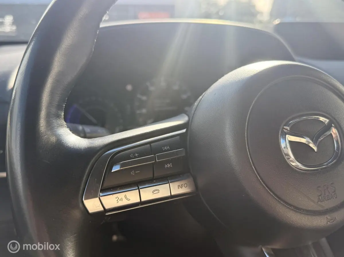e-SkyActiv 145 36kWh | SOH 96,94% MOBA | Slechts 47.298 KM | HUD | Stoel- & Stuurverwarming