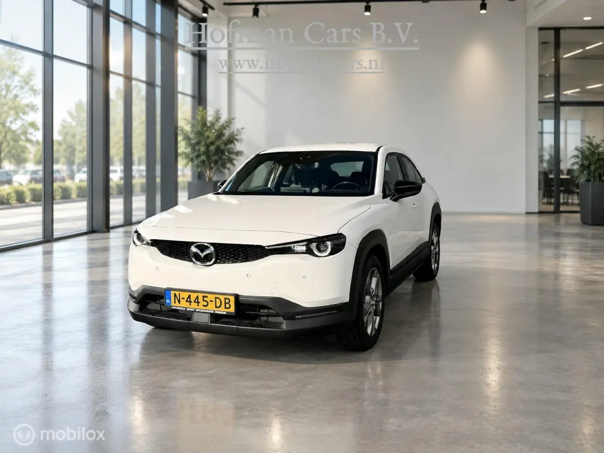 e-SkyActiv 145 36kWh | SOH 96,94% MOBA | Slechts 47.298 KM | HUD | Stoel- & Stuurverwarming