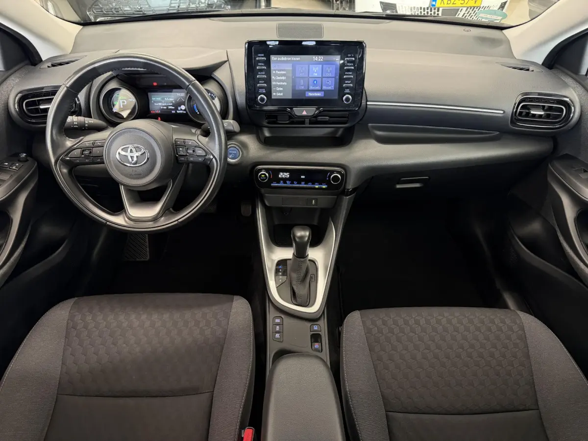 1.5 Hybrid Dynamic | Navi | LED | ACC | LM-velgen | Carplay ( Vestiging - Nieuwegein )