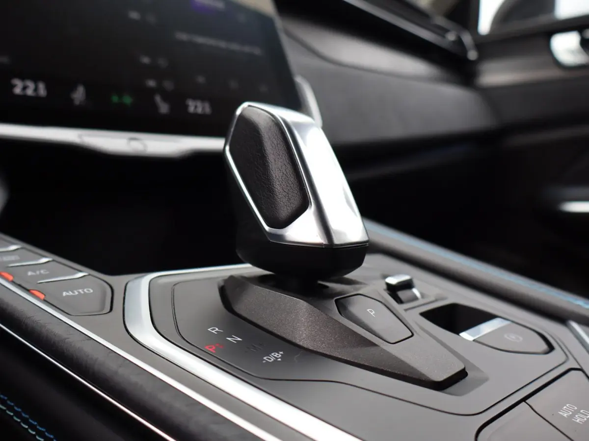 1.5 261pk | Panoramadak | Achteruitrijcamera | Apple Carplay/Android Auto | Adaptive Cruise | Dodehoekdetectie | Voorstoelen Verwarmd