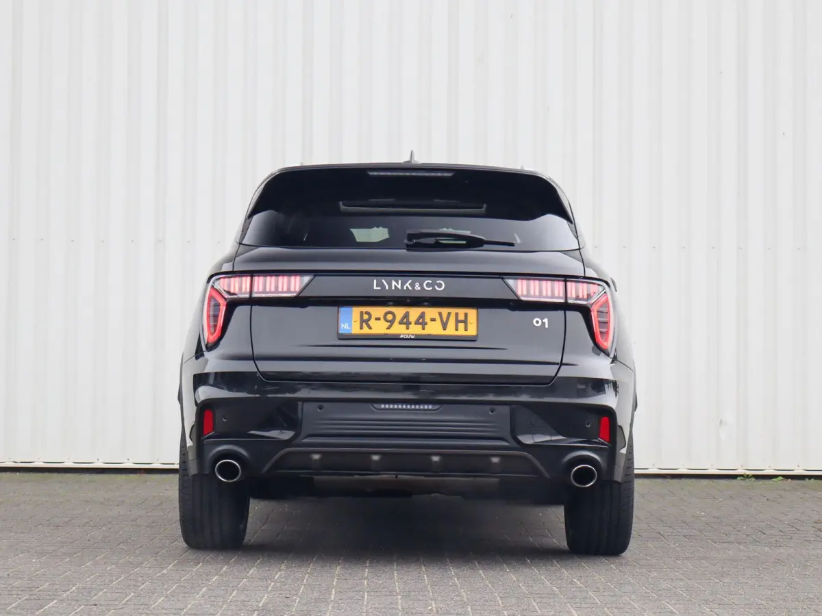 1.5 261pk | Panoramadak | Achteruitrijcamera | Apple Carplay/Android Auto | Adaptive Cruise | Dodehoekdetectie | Voorstoelen Verwarmd