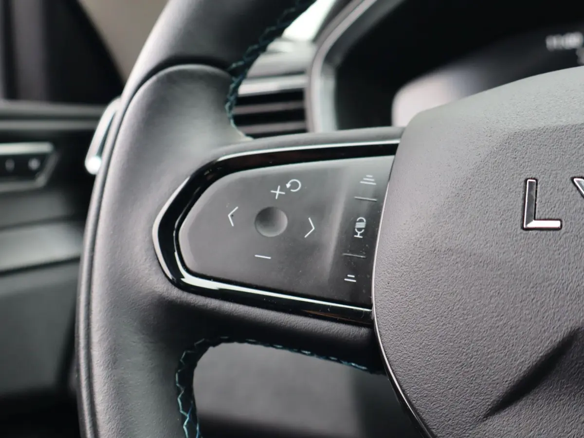 1.5 261pk | Panoramadak | Achteruitrijcamera | Apple Carplay/Android Auto | Adaptive Cruise | Dodehoekdetectie | Voorstoelen Verwarmd