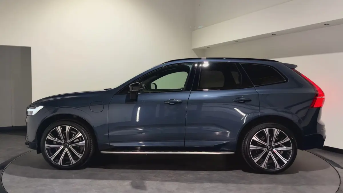 2.0 T6 Plug-in hybrid AWD R-Design | Panoramadak | Harman & Kardon Audio | Full LED koplampen