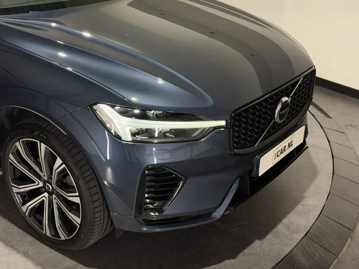 2.0 T6 Plug-in hybrid AWD R-Design | Panoramadak | Harman & Kardon Audio | Full LED koplampen