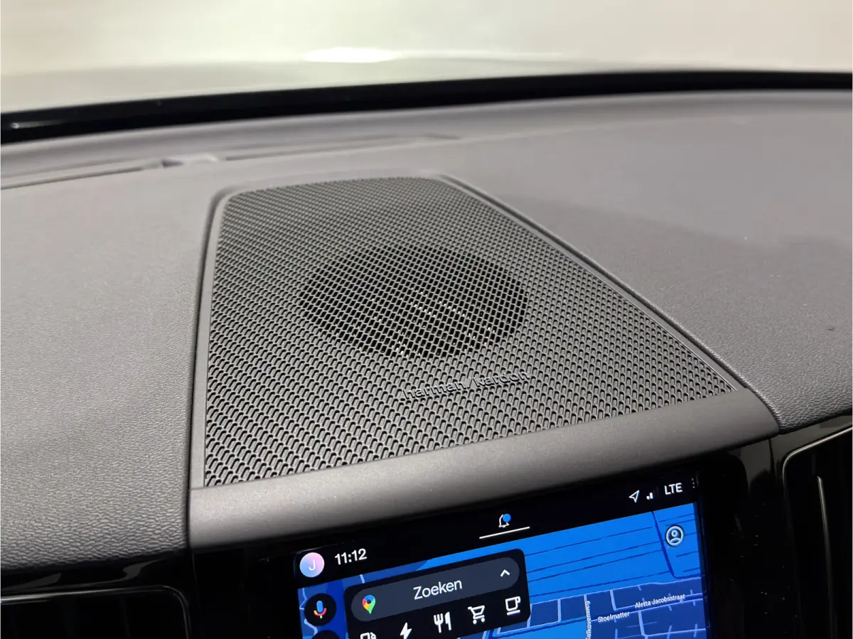 2.0 T6 Plug-in hybrid AWD R-Design | Panoramadak | Harman & Kardon Audio | Full LED koplampen
