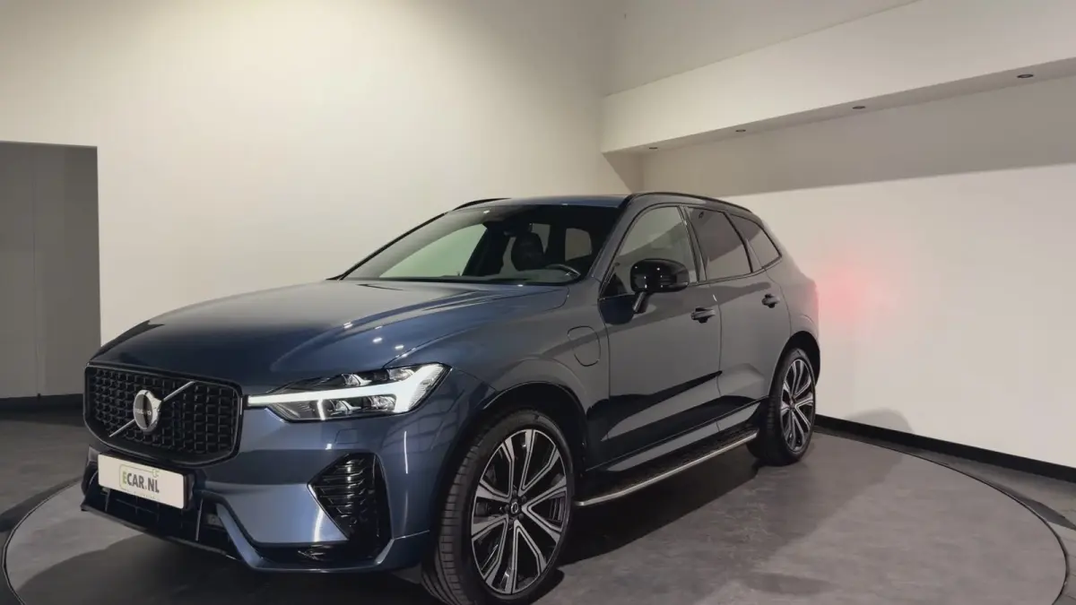 2.0 T6 Plug-in hybrid AWD R-Design | Panoramadak | Harman & Kardon Audio | Full LED koplampen