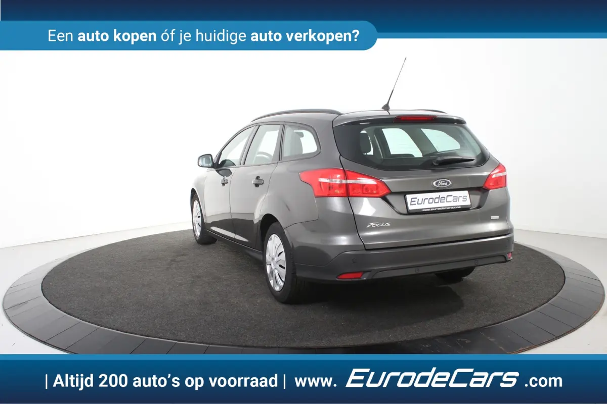 *Stoelverwarming*Cruise Control*PDC*