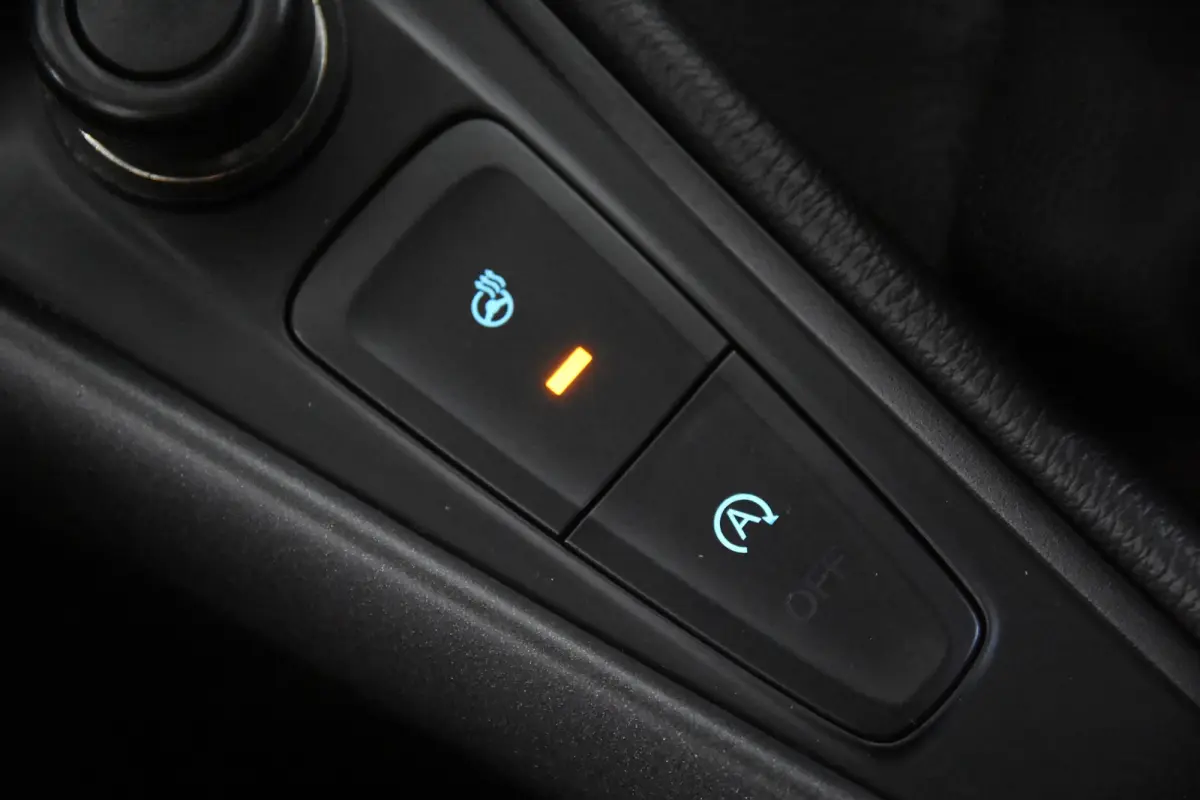 *Stoelverwarming*Cruise Control*PDC*