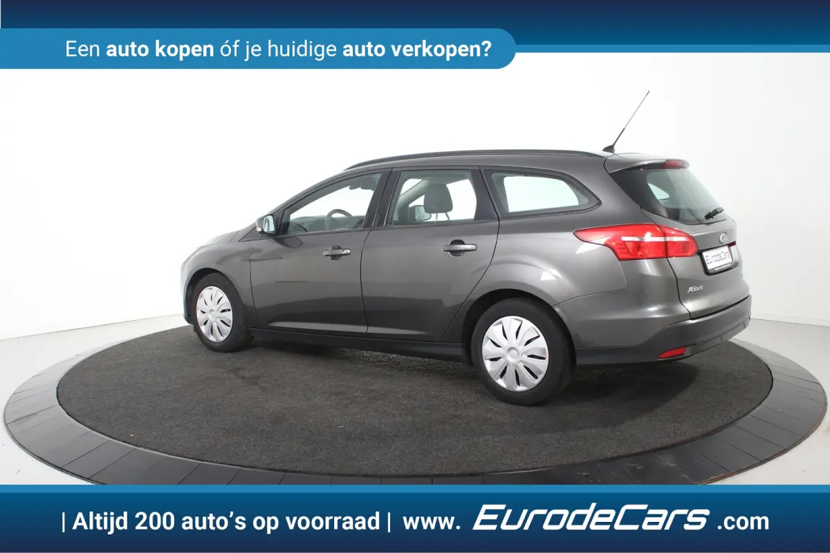 *Stoelverwarming*Cruise Control*PDC*