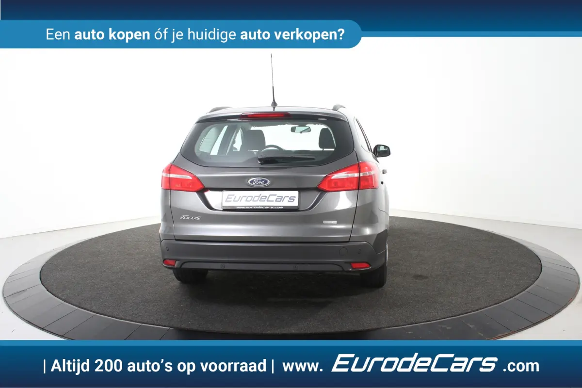 *Stoelverwarming*Cruise Control*PDC*