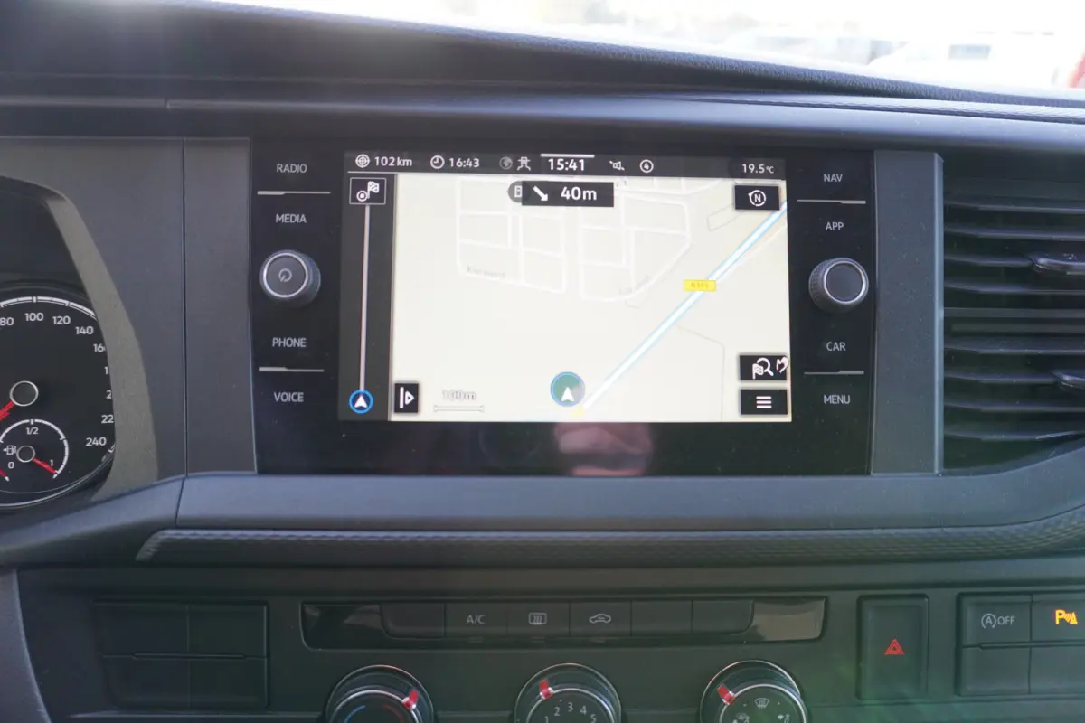 2.0 TDI 150PK L2H1 9 Persoons nr. V120 | Airco | Cruise | Navi | trekhaak