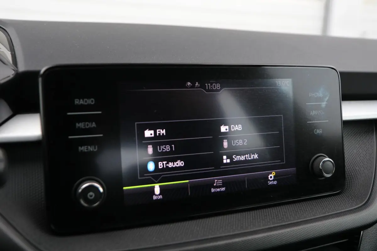 1.0 TSI 110pk DSG Ambition | Smart Link | Airco | Parkeersensoren Achter