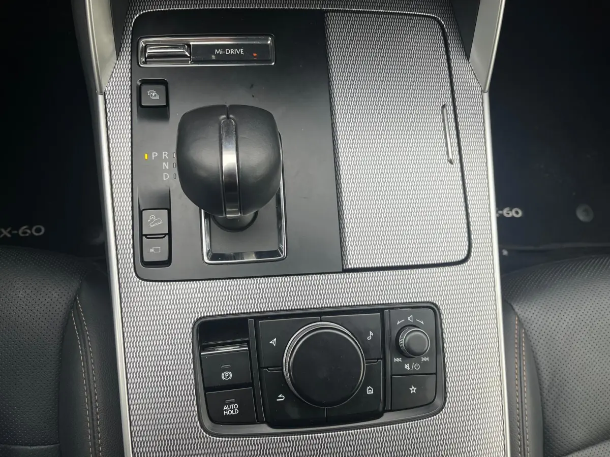 2.5 e-SkyActiv PHEV Homura | 20" LMV | 360 Camera | HUD | Lederen Bekleding | Stoel Koeling & - Verwarming|