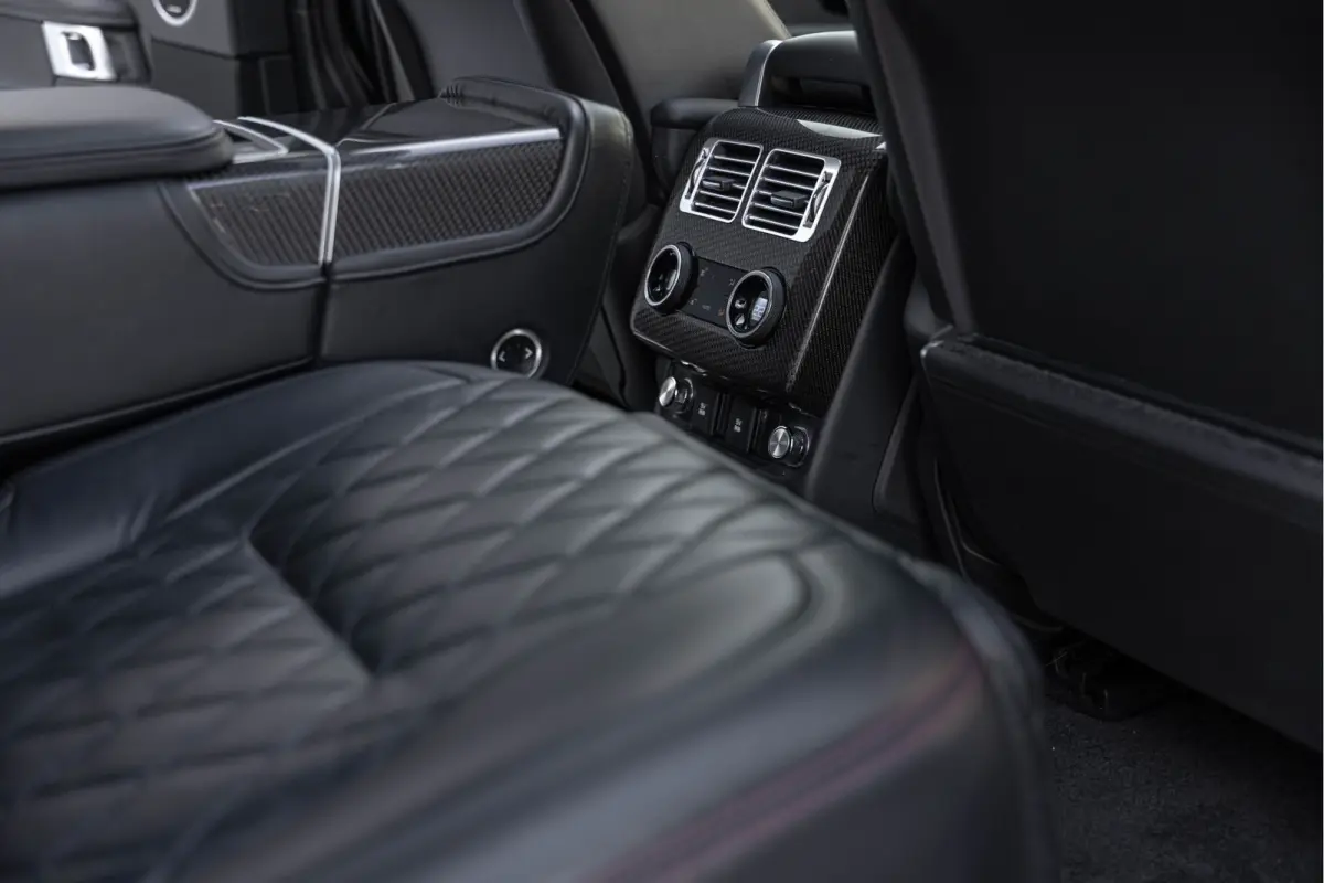 5.0 V8 SC 585pk SVAutobiography Dynamic SVO Ebony Leder Standverwarming Carbon RSE