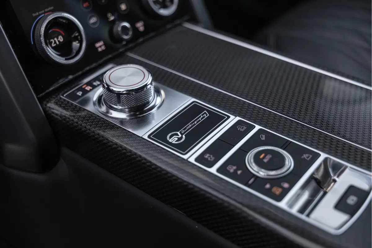 5.0 V8 SC 585pk SVAutobiography Dynamic SVO Ebony Leder Standverwarming Carbon RSE