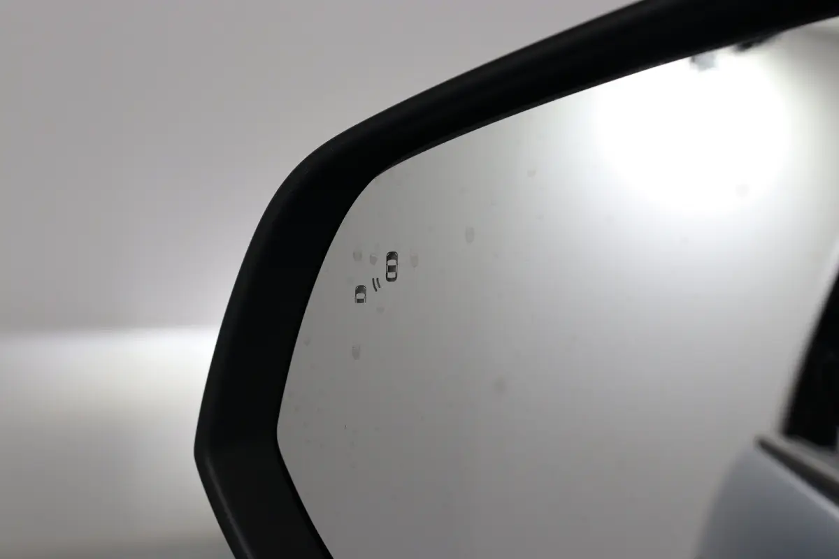 Collection Extended Range RWD | Direct Leverbaar! | Race Bodykit & Striping | Head-Up Display | 360* Camera | Bang & Olufsen Audio | Stoel met Geheugen & Massage | Adaptive Cruise Control | 
