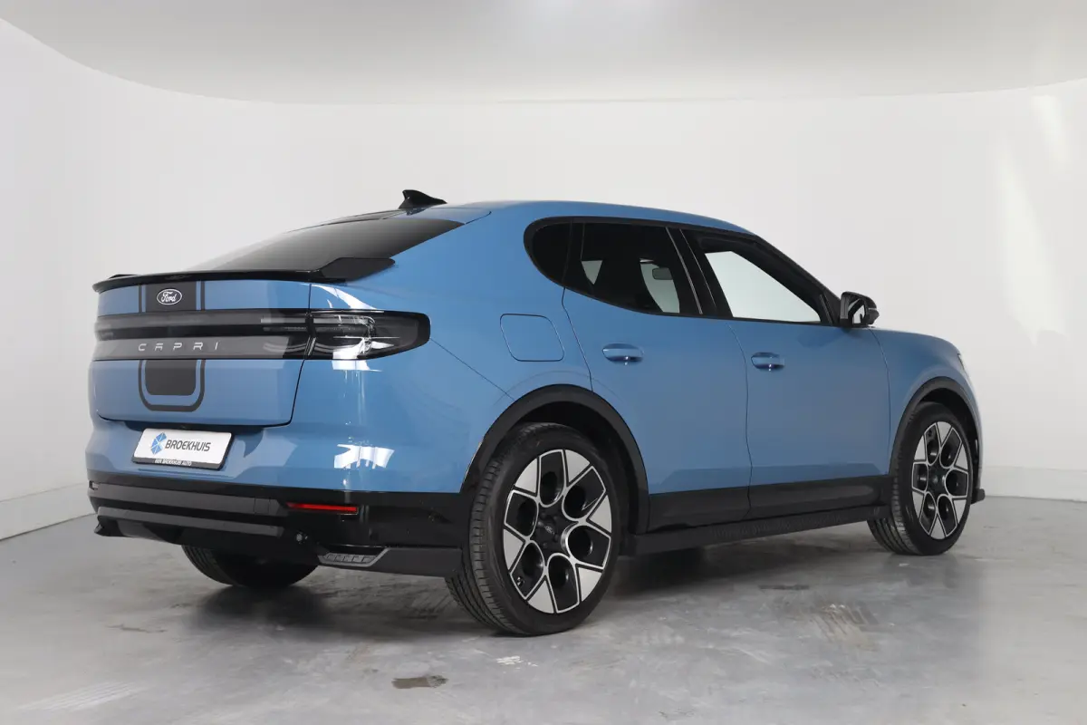 Collection Extended Range RWD | Direct Leverbaar! | Race Bodykit & Striping | Head-Up Display | 360* Camera | Bang & Olufsen Audio | Stoel met Geheugen & Massage | Adaptive Cruise Control | 