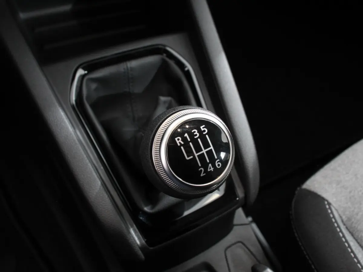 1.0 TCe 90 GPF evolution Navigatie Apple Carplay/Android Auto Led Dab Cruise Control Lichtmetalen Velgen
