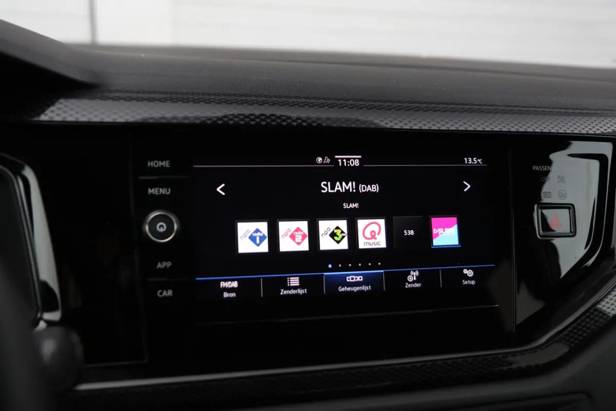1.0 TSI 95pk Life Edition | App Connect | Achteruitrijcamera | Keyless