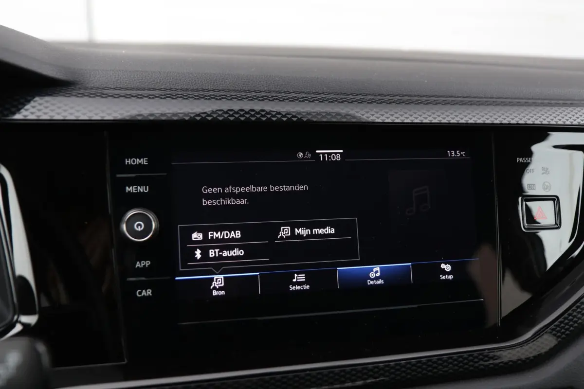 1.0 TSI 95pk Life Edition | App Connect | Achteruitrijcamera | Keyless