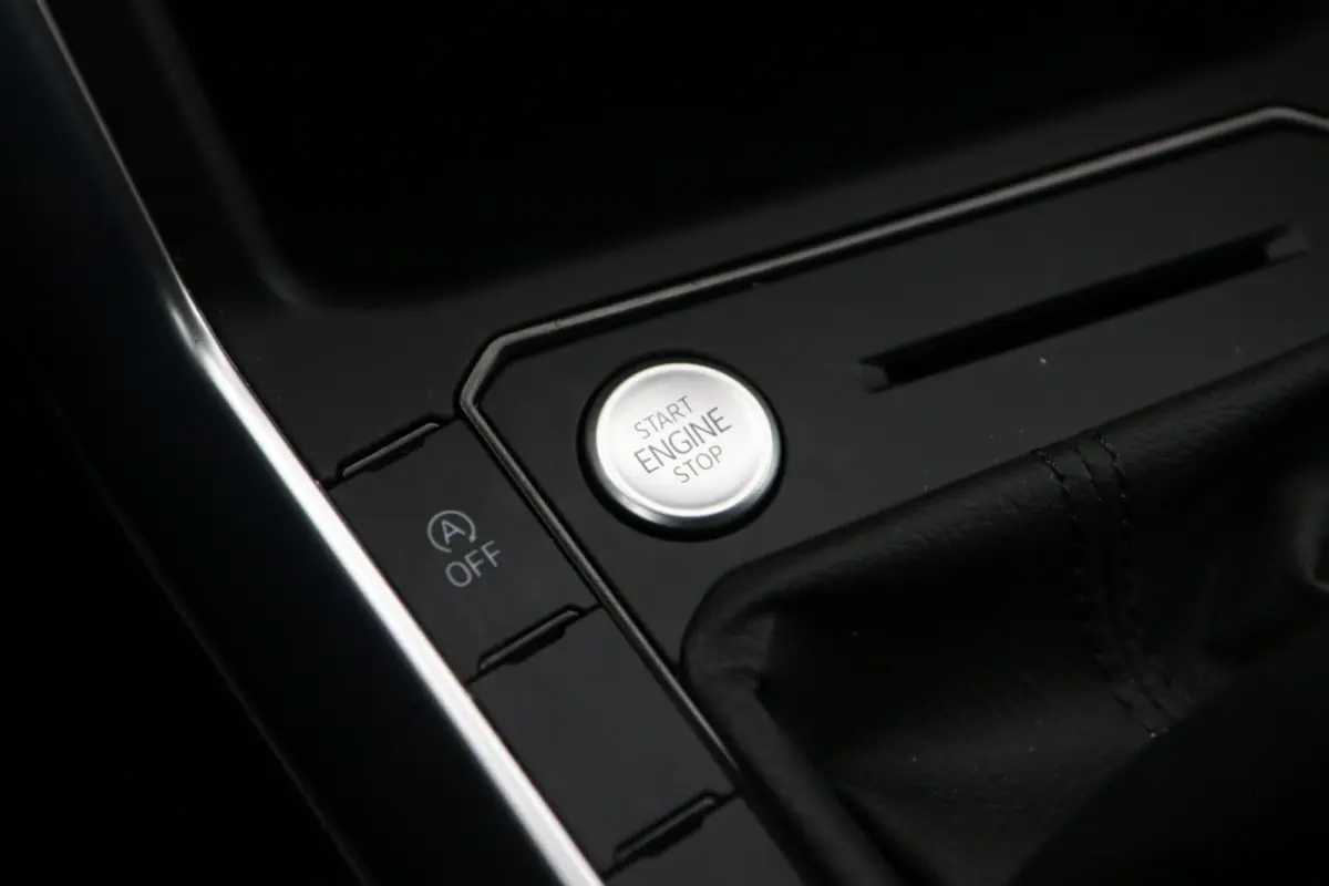 1.0 TSI 95pk Life Edition | App Connect | Achteruitrijcamera | Keyless