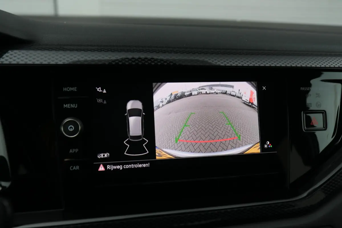 1.0 TSI 95pk Life Edition | App Connect | Achteruitrijcamera | Keyless