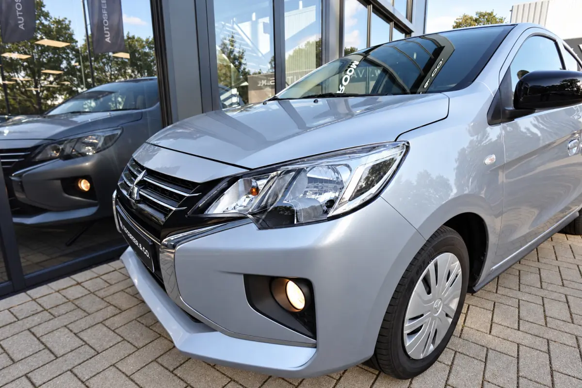 Mitsubishi Space Star 1.2 Connect+ CARPLAY ELEK. RAMEN