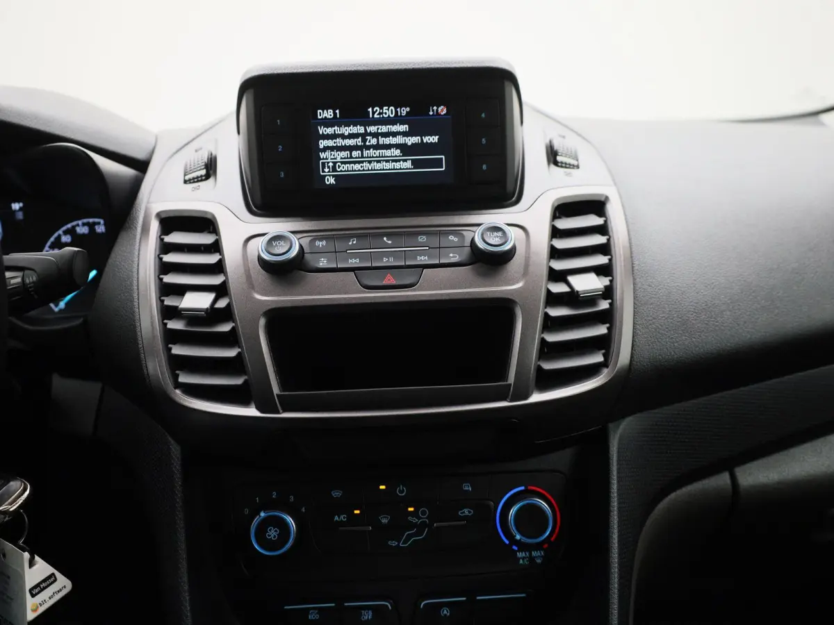 1.5 EcoBlue L1 Trend | TREKHAAK | Voorruitverwarming | Bluetooth | Airco | Laadruimte Bescherming