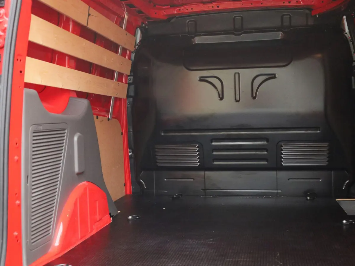 1.5 EcoBlue L1 Trend | TREKHAAK | Voorruitverwarming | Bluetooth | Airco | Laadruimte Bescherming