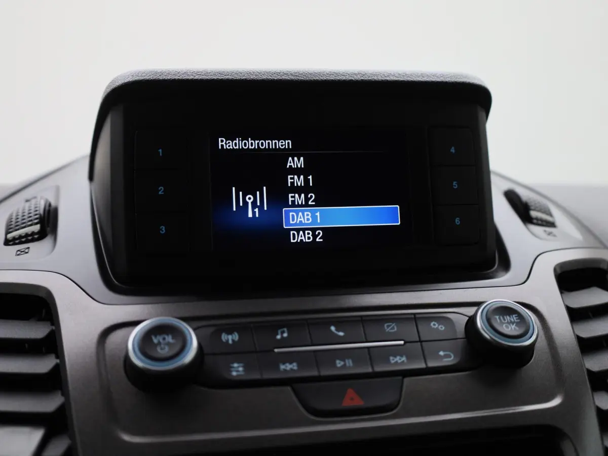 1.5 EcoBlue L1 Trend | TREKHAAK | Voorruitverwarming | Bluetooth | Airco | Laadruimte Bescherming