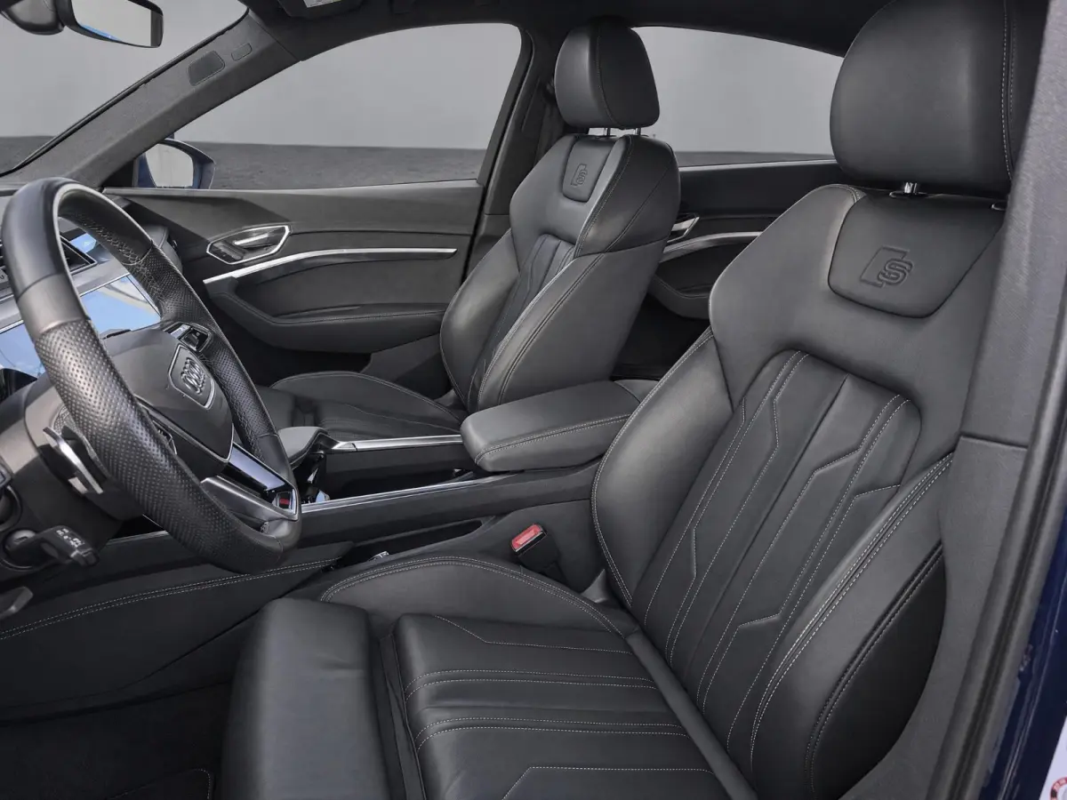 55 quattro S LINE 3X 95 kWh 360/PANO/KEYLESS/B&O