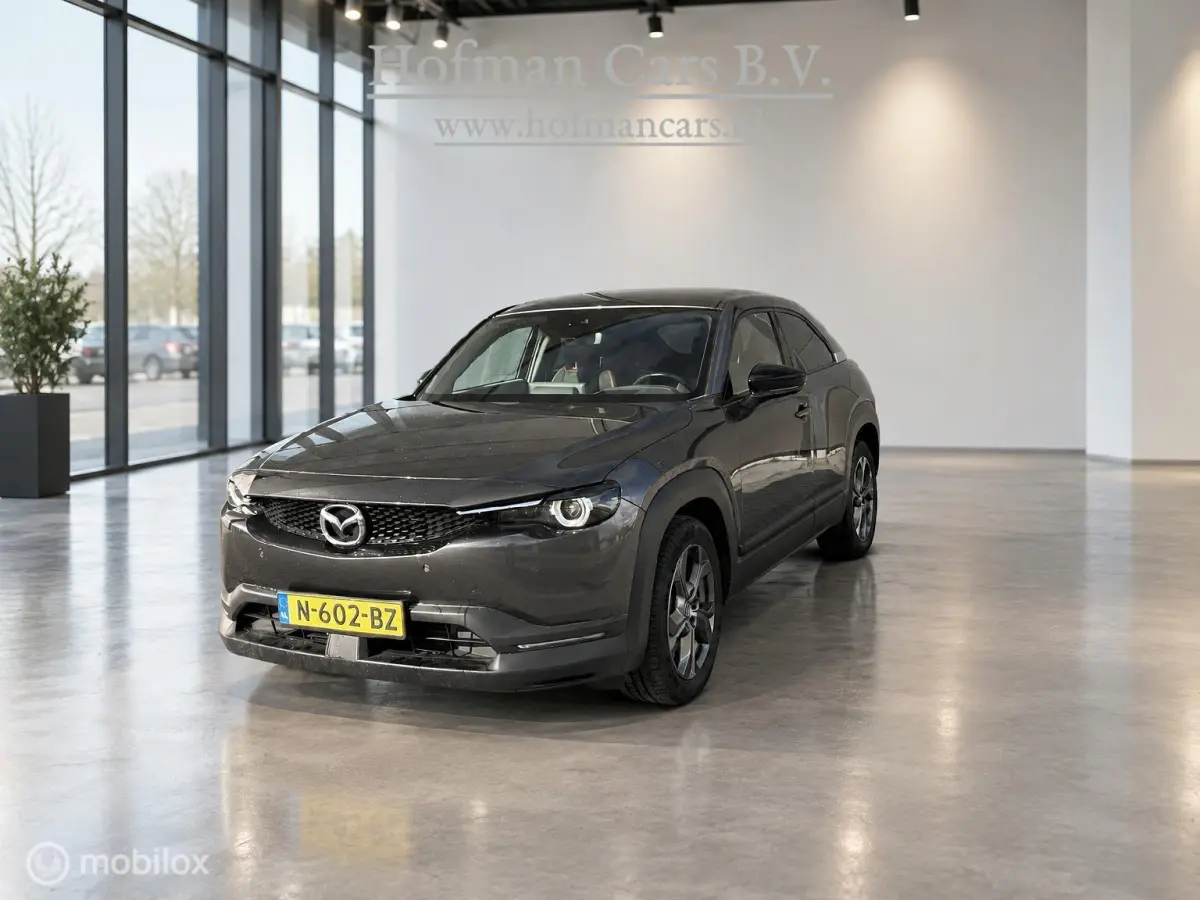 e-SkyActiv 145 36kWh | SOH 93,31% MOBA | HUD | Leder | Elektrisch pakket | 74.279 KM
