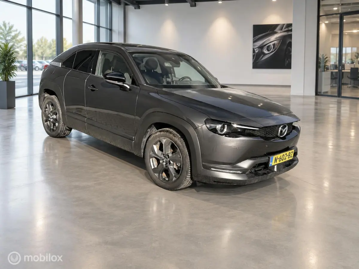e-SkyActiv 145 36kWh | SOH 93,31% MOBA | HUD | Leder | Elektrisch pakket | 74.279 KM