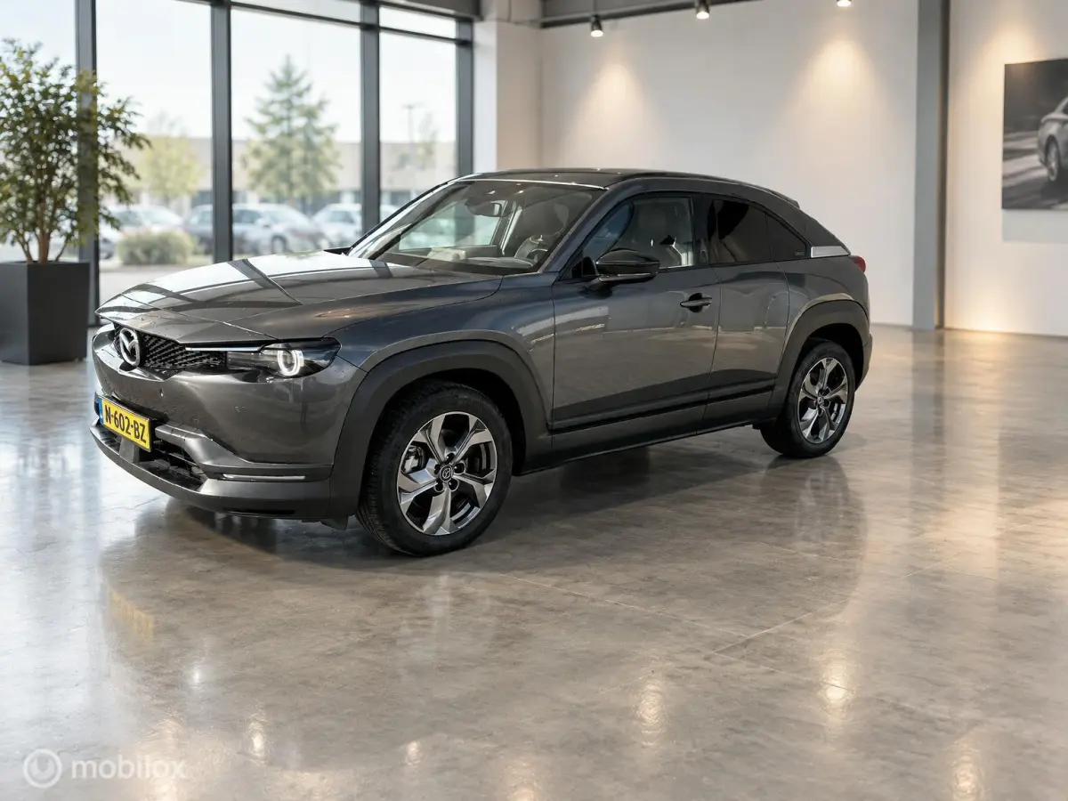 e-SkyActiv 145 36kWh | SOH 93,31% MOBA | HUD | Leder | Elektrisch pakket | 74.279 KM