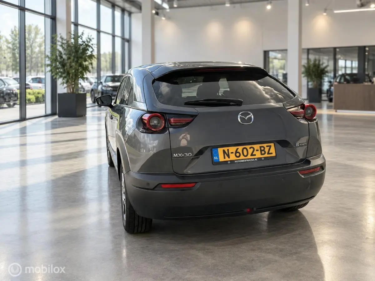 e-SkyActiv 145 36kWh | SOH 93,31% MOBA | HUD | Leder | Elektrisch pakket | 74.279 KM