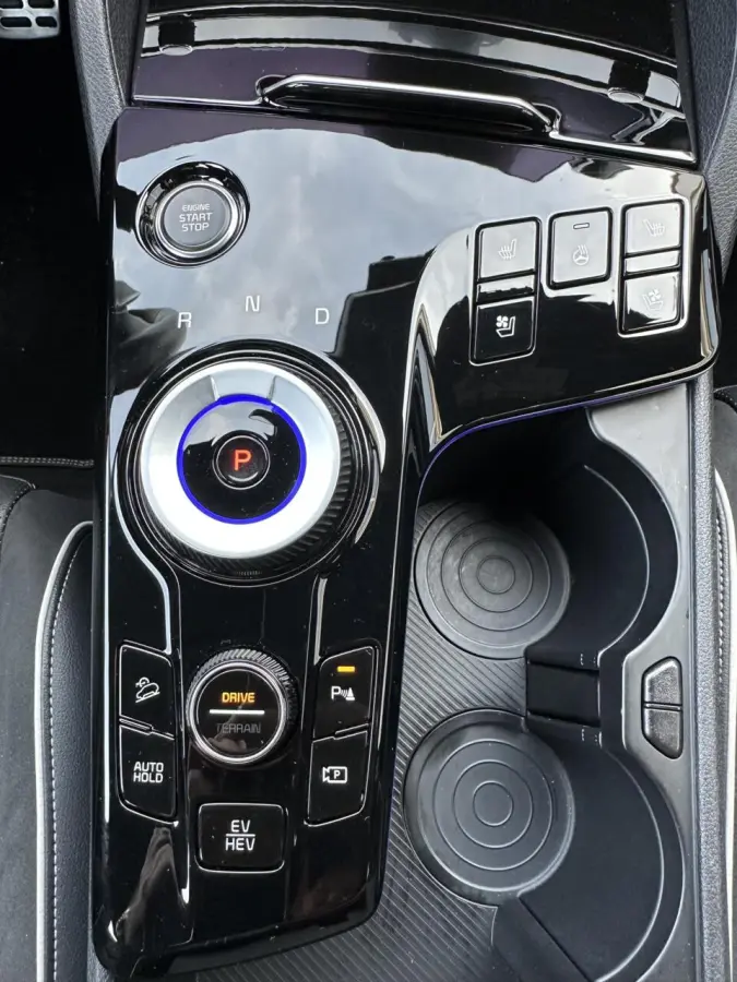 1.6 T-GDi Plug-in Hybrid AWD GT-PlusLine Panorama Leder Harman Kardon LED