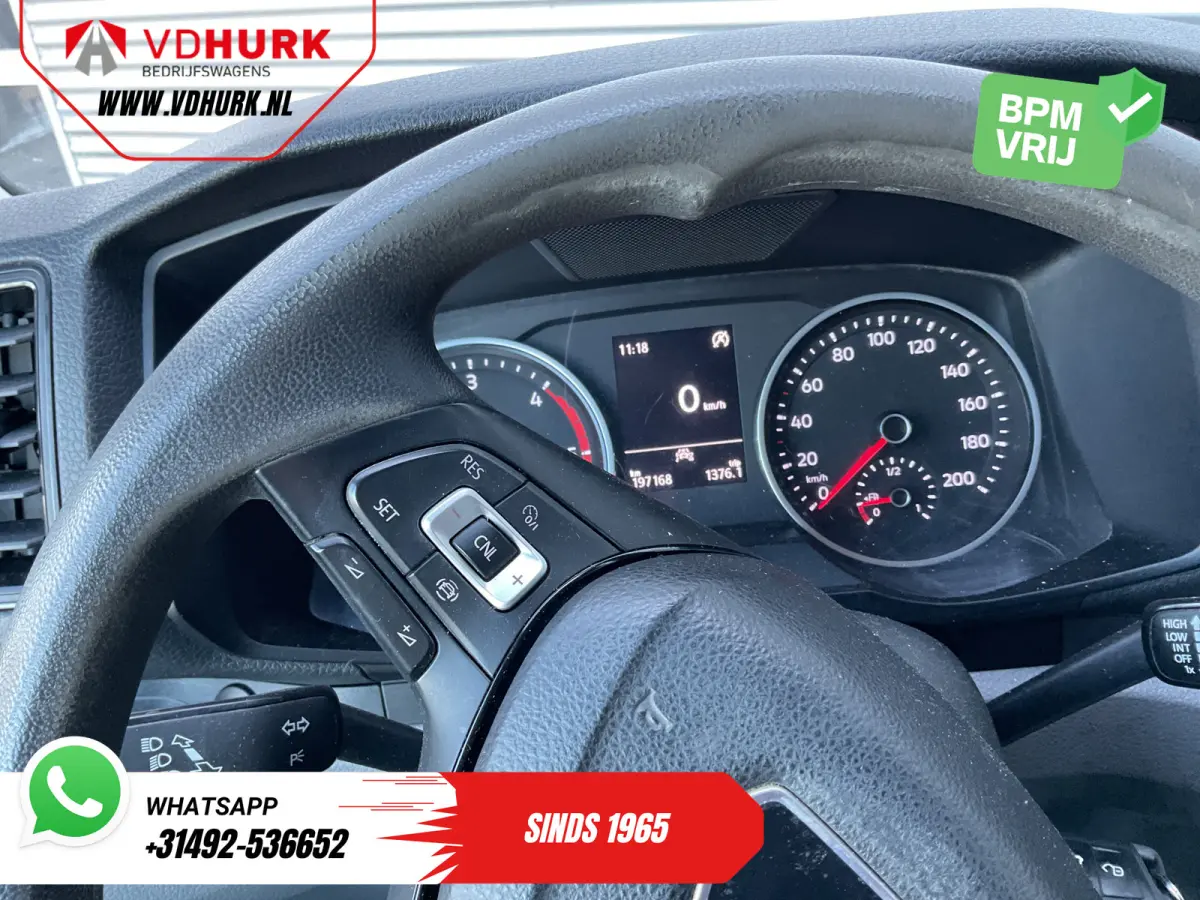 3.140 2.0 TDI 140 pk L3H3 EXPORT Carplay/ Camera/ Cruise/ Trekhaak/ Airco