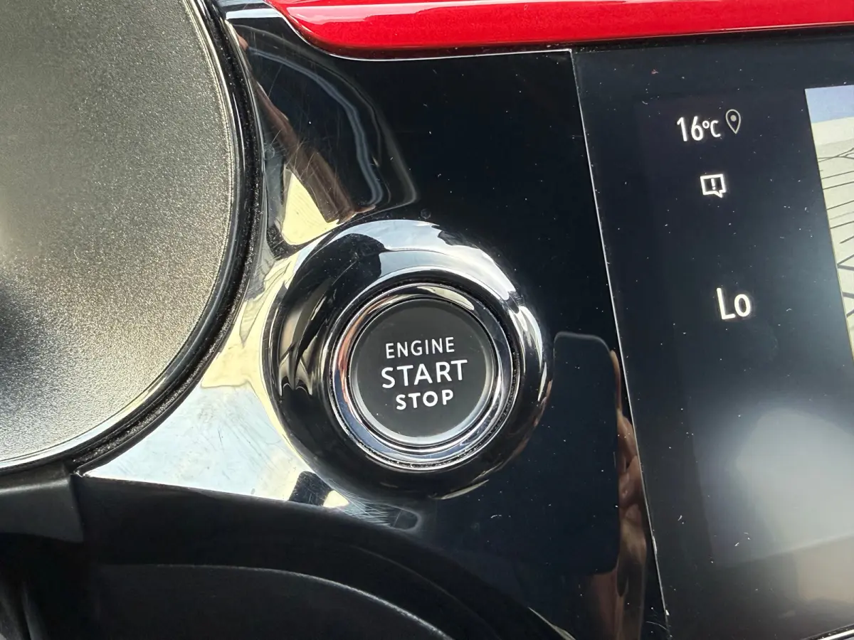 1.2 100PK GS Line | KEYLESS ENTRY&START| CAMERA ACHTER| PARKEERSENSOREN V&A| CRUISE CONTROL