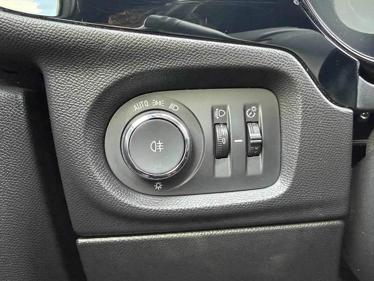 1.2 100PK GS Line | KEYLESS ENTRY&START| CAMERA ACHTER| PARKEERSENSOREN V&A| CRUISE CONTROL
