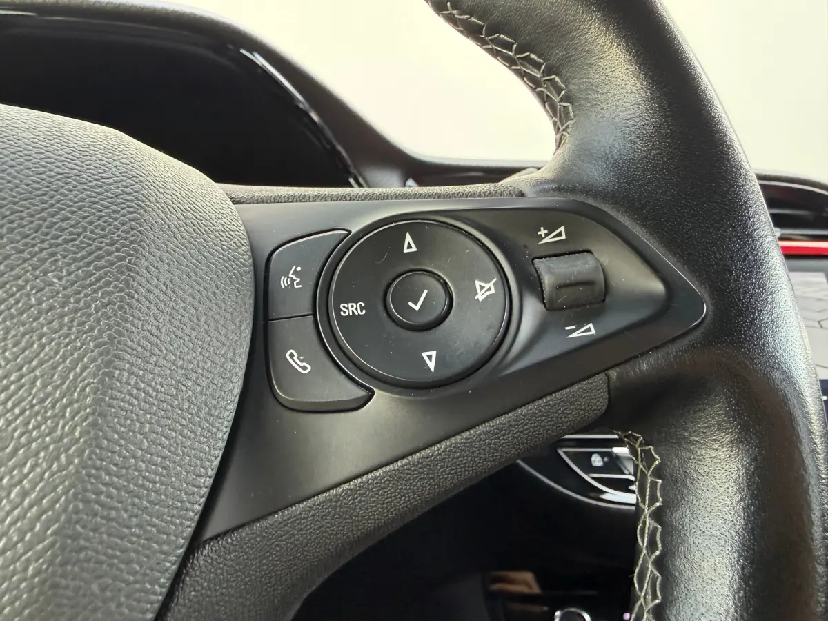1.2 100PK GS Line | KEYLESS ENTRY&START| CAMERA ACHTER| PARKEERSENSOREN V&A| CRUISE CONTROL
