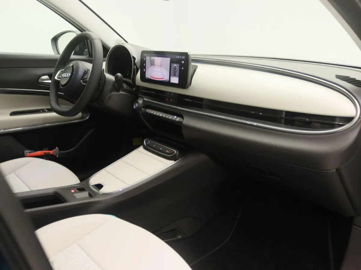 1.2 Hybrid La Prima | Navigatie | Parkeercamera Achter | PDC V + A | Stoelverwarming |