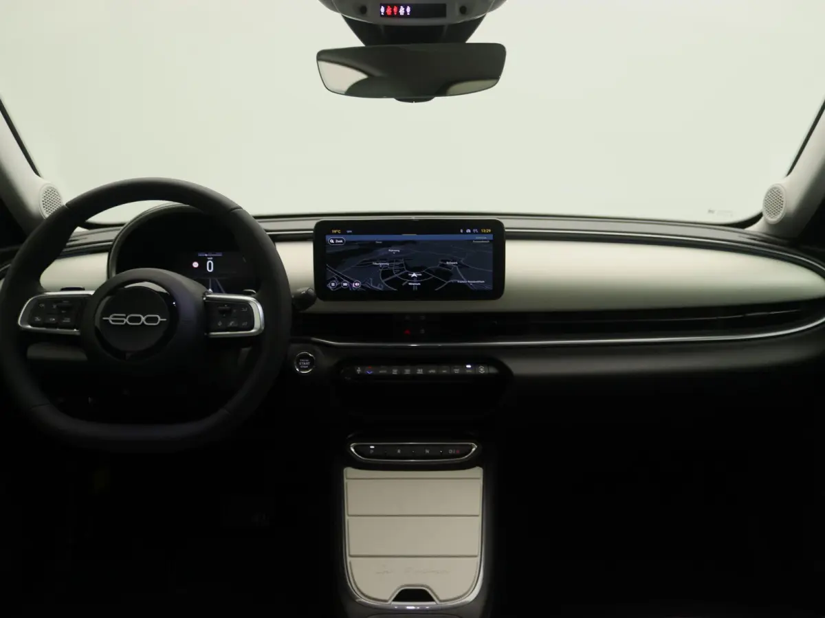 1.2 Hybrid La Prima | Navigatie | Parkeercamera Achter | PDC V + A | Stoelverwarming |