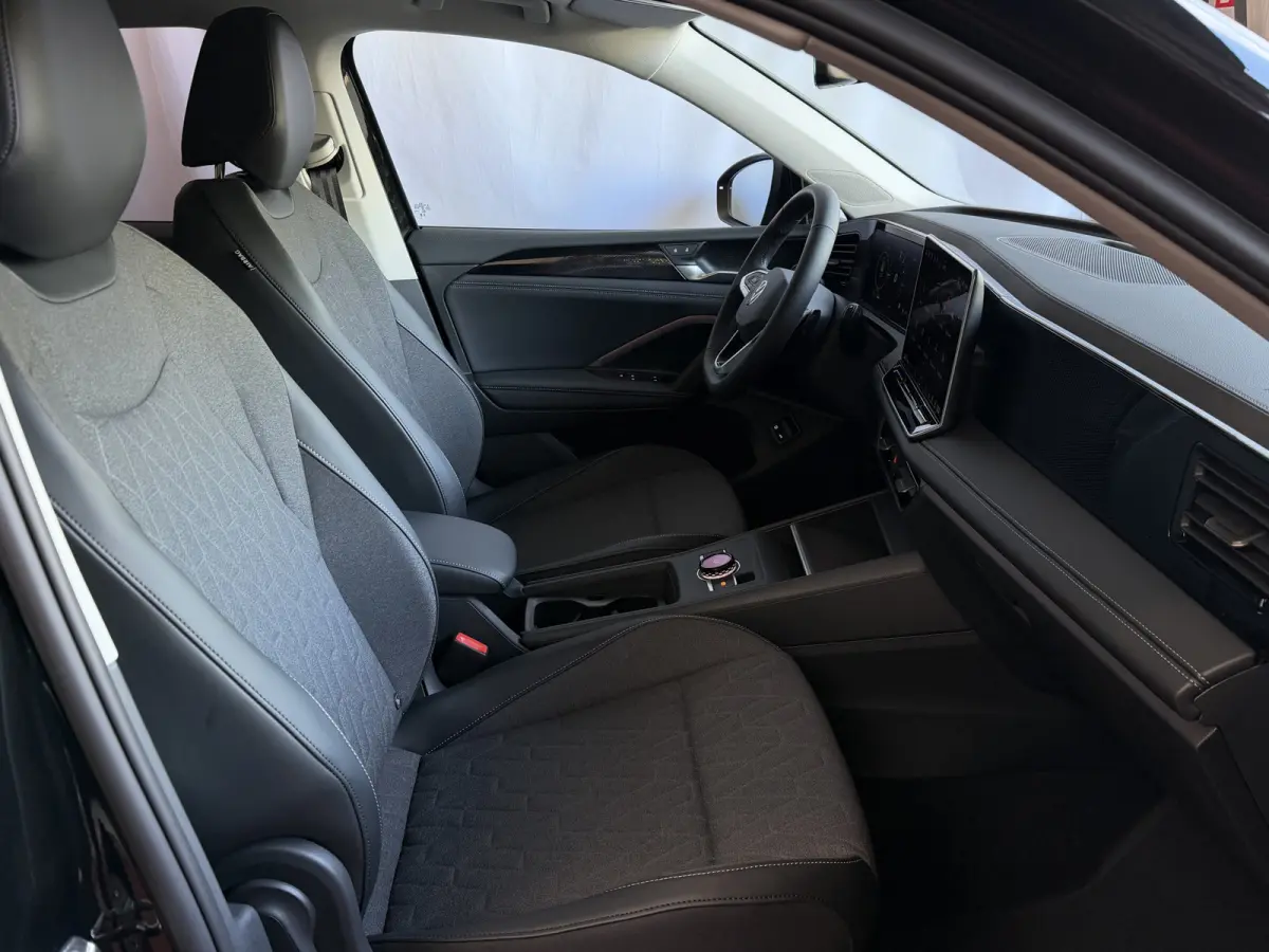 1.5 eHYBRID TREKHAAK PANORAMA STOEL/STUUR VERW CAMERA ELEK.KLEP PHEV PLUG IN HYBRID