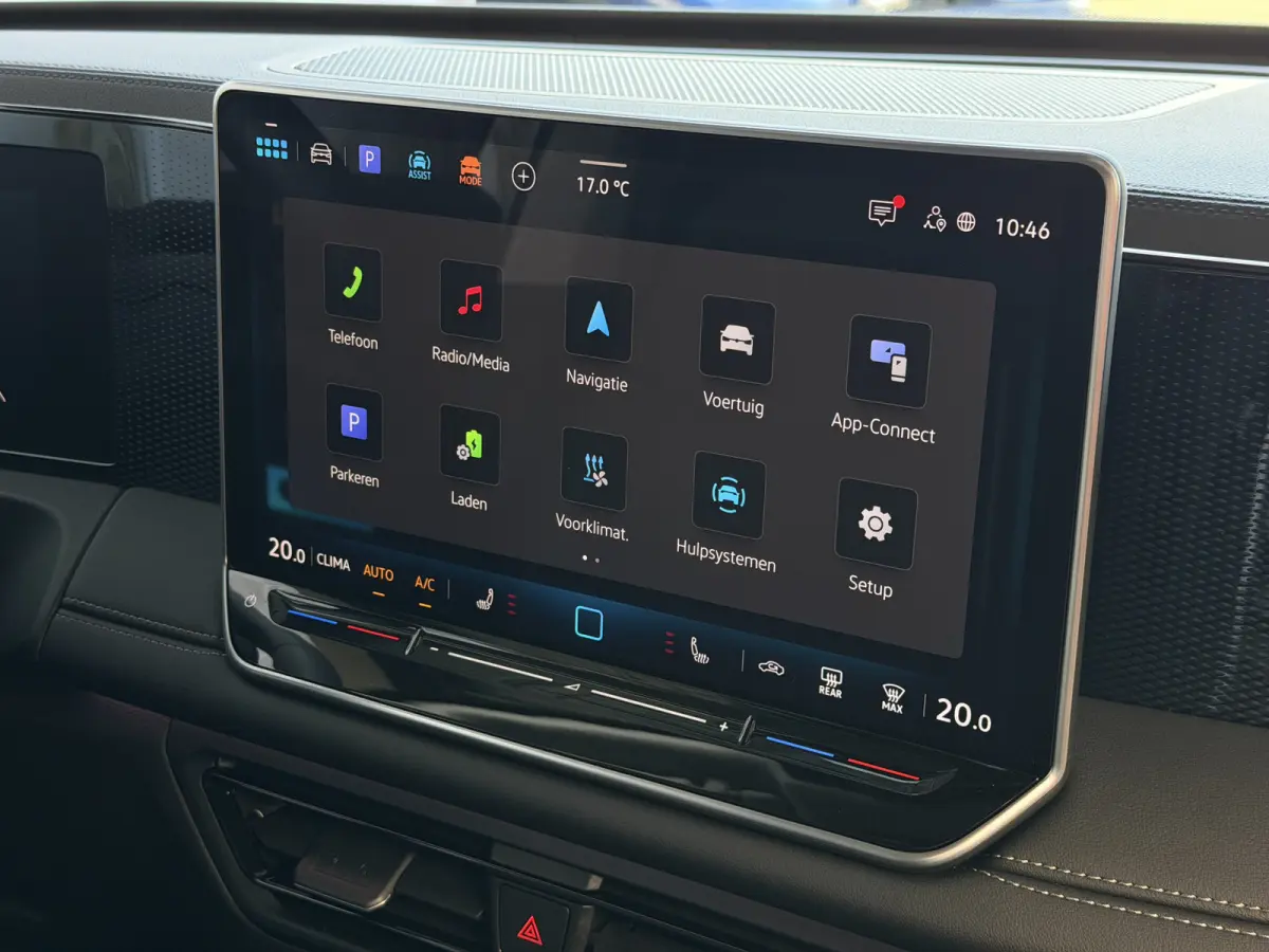 1.5 eHYBRID TREKHAAK PANORAMA STOEL/STUUR VERW CAMERA ELEK.KLEP PHEV PLUG IN HYBRID