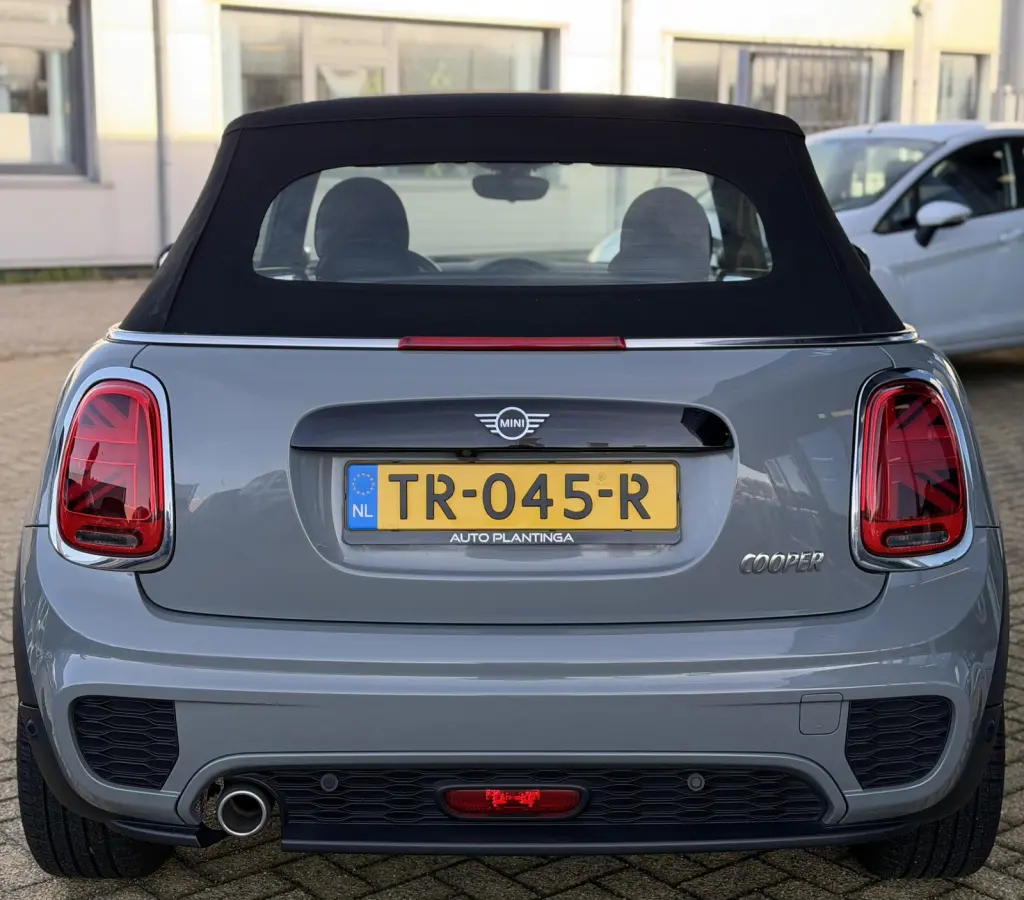 1.5 136PK | UNIEK NETTE STAAT | 1e Eigenaar | NL Auto | AUTOMAAT | LUXE | Cabrio | John Cooper Works | JCW | NAP | Harman Kardon | Achteruitrijcamera | Keyless Entry | Carplay | Cruise Contr