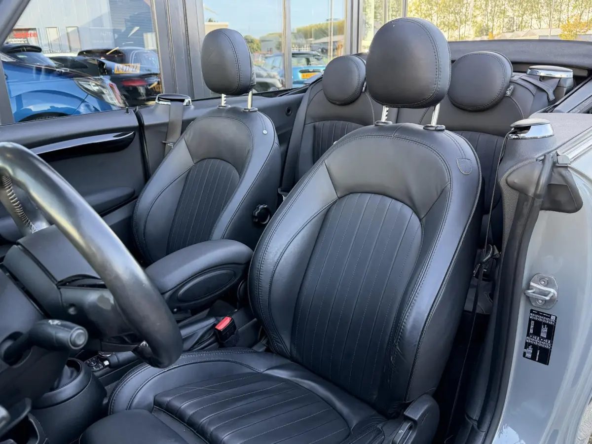 1.5 136PK | UNIEK NETTE STAAT | 1e Eigenaar | NL Auto | AUTOMAAT | LUXE | Cabrio | John Cooper Works | JCW | NAP | Harman Kardon | Achteruitrijcamera | Keyless Entry | Carplay | Cruise Contr