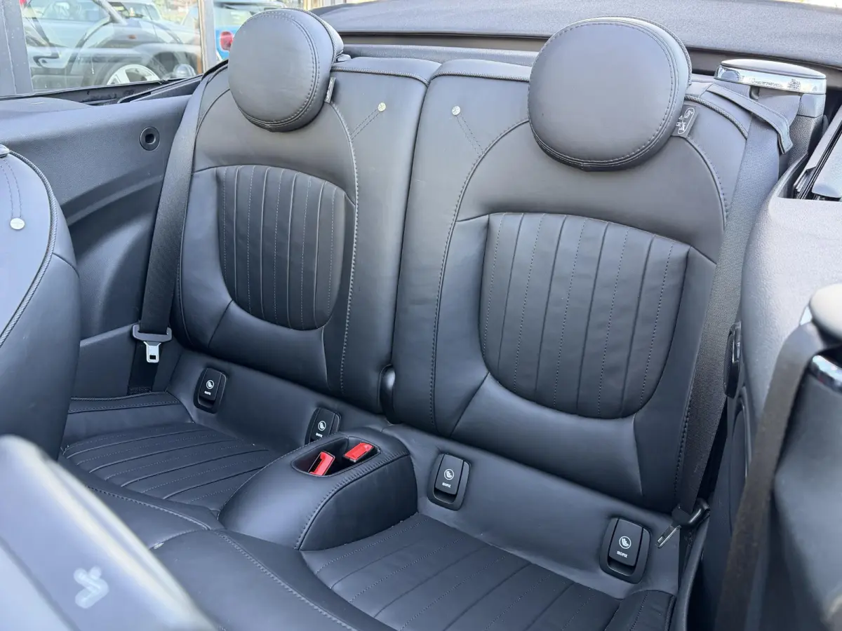 1.5 136PK | UNIEK NETTE STAAT | 1e Eigenaar | NL Auto | AUTOMAAT | LUXE | Cabrio | John Cooper Works | JCW | NAP | Harman Kardon | Achteruitrijcamera | Keyless Entry | Carplay | Cruise Contr